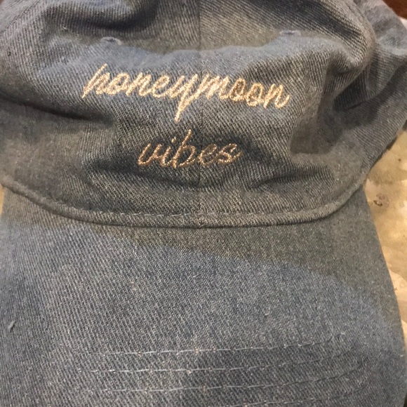 Francesca hat - Picture 2 of 3